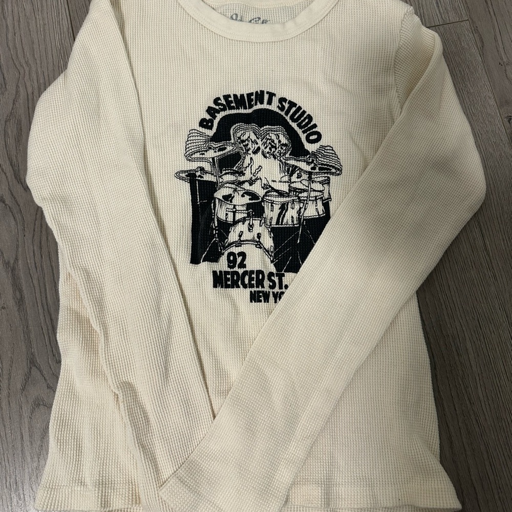 Brandy Melville Long Sleeve Graphic Tee
